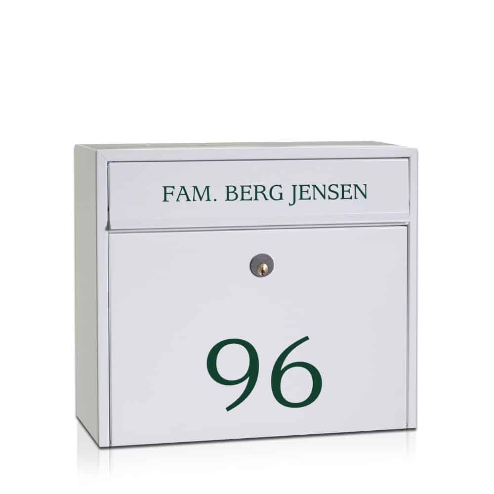Navneskilt i selvklæbende folie til postkasse – BASIS (1 + tal)